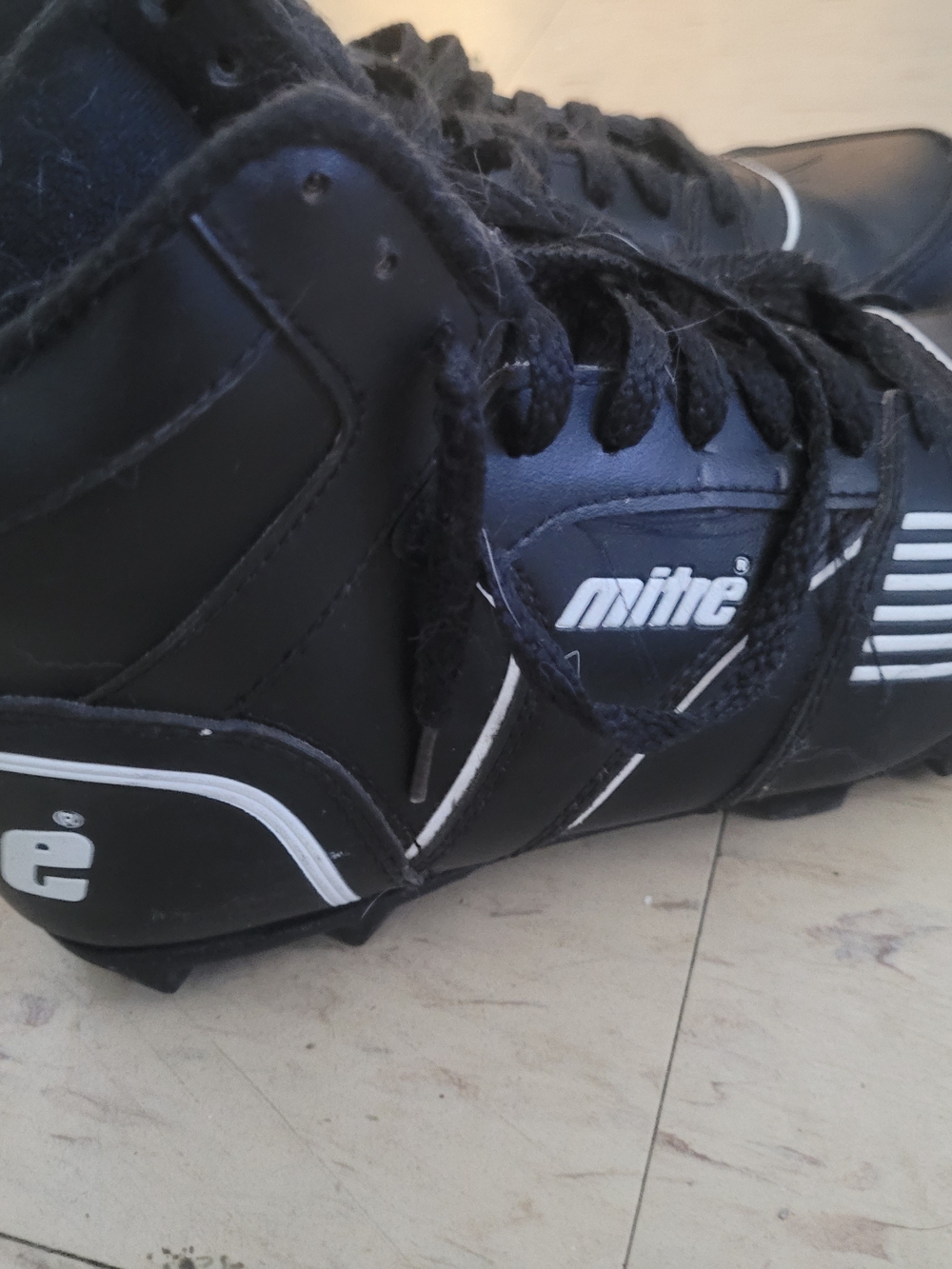 Mitre Kids' Black Athletic Soccer Shoes